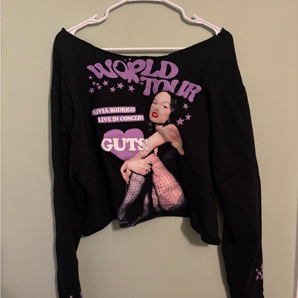 Olivia Rodrigo Guts Tour Merch - Black Cropped Sweatshirt - Picture 3 of 3
